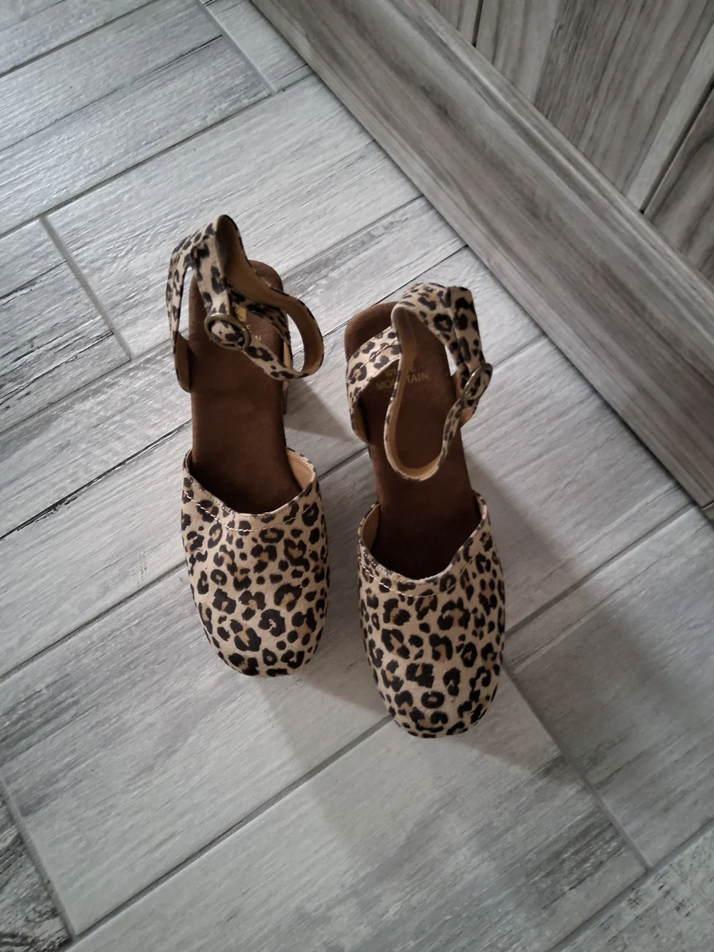 White Mountain Leopard Platform Sandals - Beige/Black